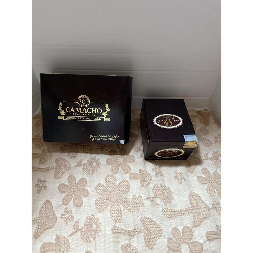 Cigar Boxes Camacho And Cusano , 8x7 , 4x5, lot of 2